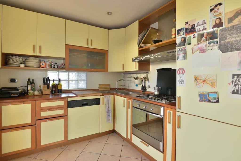 Appartamento Super Sunny Penthouse With Terrace Roma Esterno foto